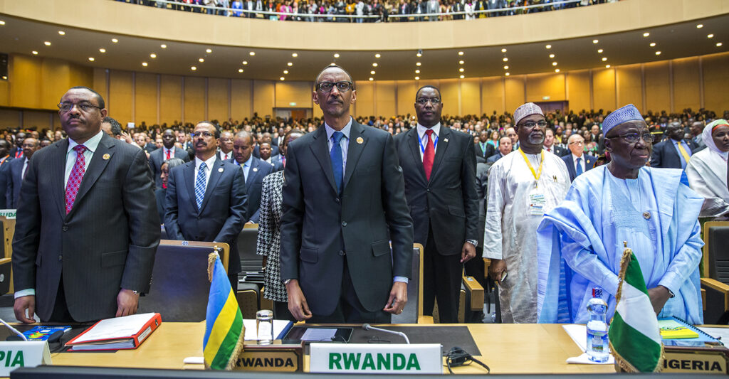Paul Kagame Afrikan unionin suuressa salissa.